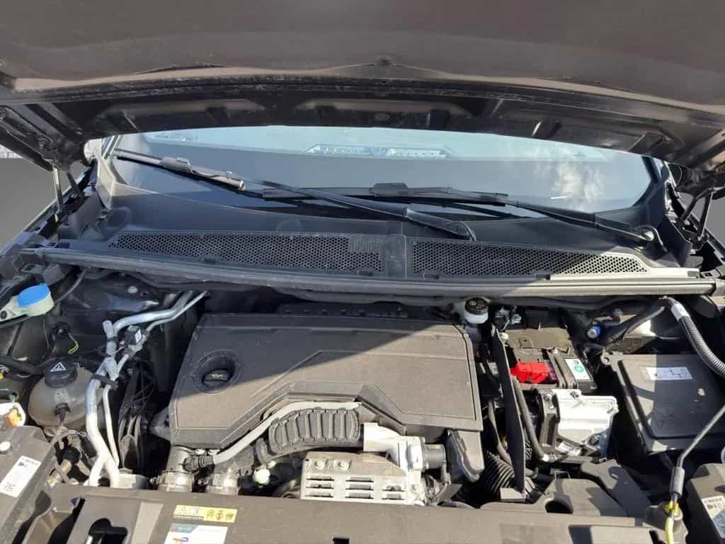 Peugeot 3008 Hybrid 145 DSC6 Allure  Navi/Winterpaket 03/2025-photo-23