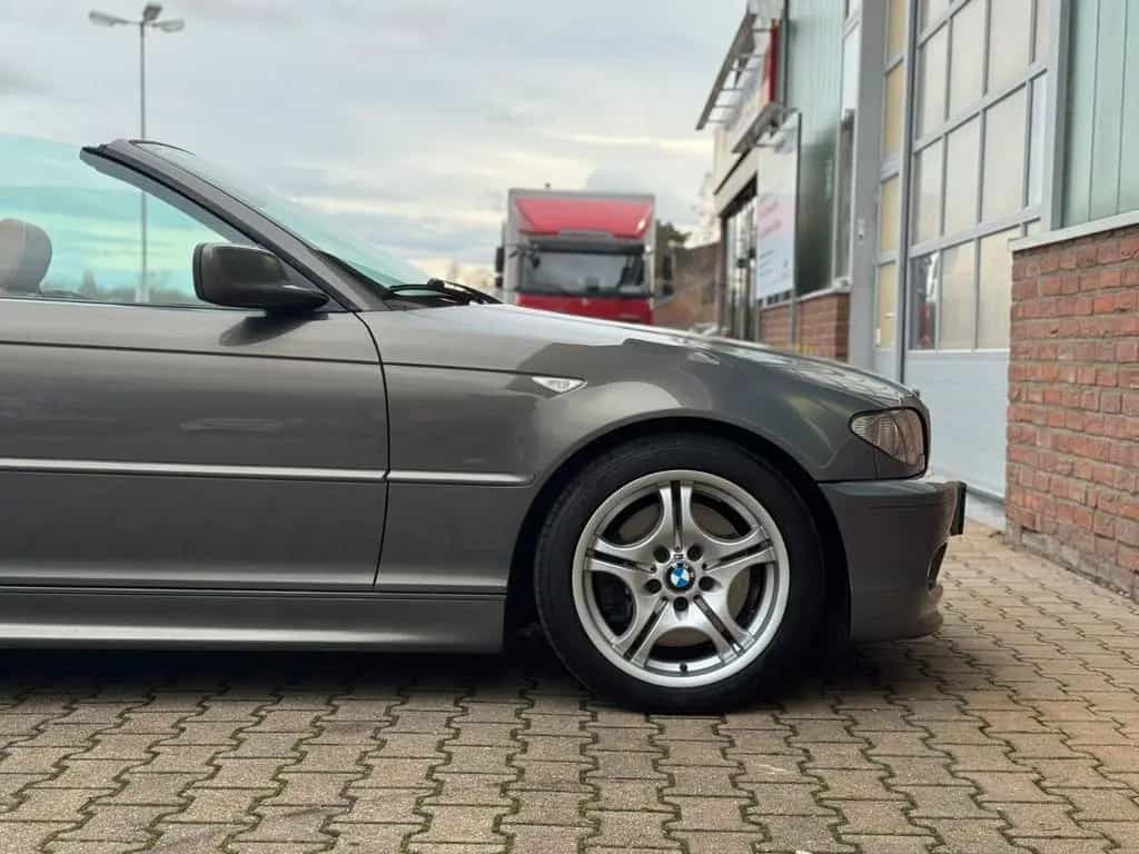 BMW 3 Series 330 Ci Cabrio M-Paket 06/2005-photo-8