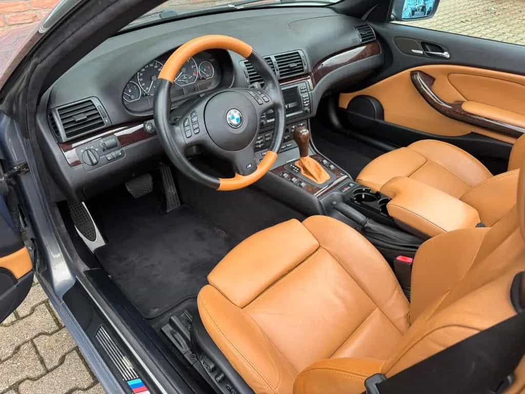 BMW 3 Series 330 Ci Cabrio M-Paket 06/2005-photo-17
