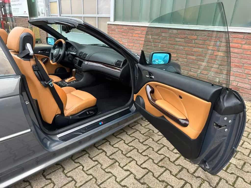 BMW 3 Series 330 Ci Cabrio M-Paket 06/2005-photo-6