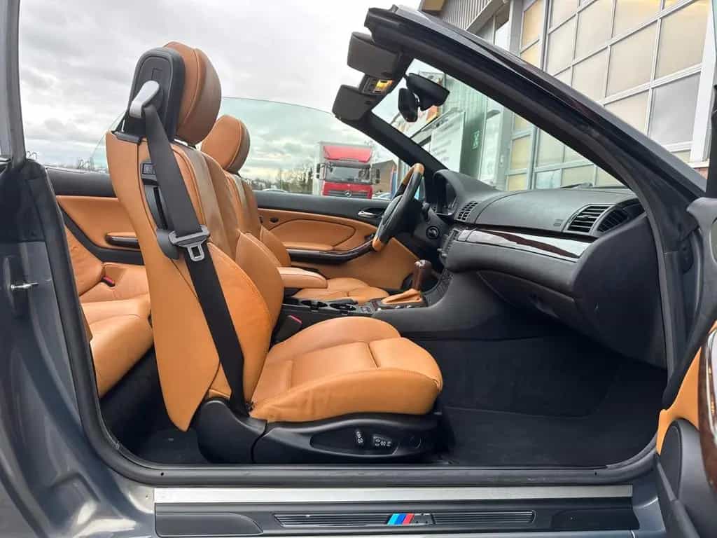 BMW 3 Series 330 Ci Cabrio M-Paket 06/2005-photo-7