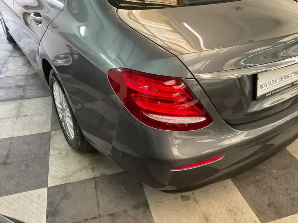 Mercedes-Benz E-Class 200 CGI Navi,LED,6-Gang,Kamera ,1.Hd,SH 10/2017-photo-10