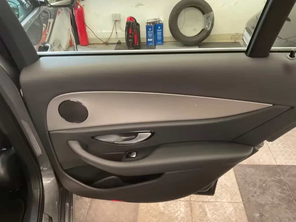 Mercedes-Benz E-Class 200 CGI Navi,LED,6-Gang,Kamera ,1.Hd,SH 10/2017-photo-22