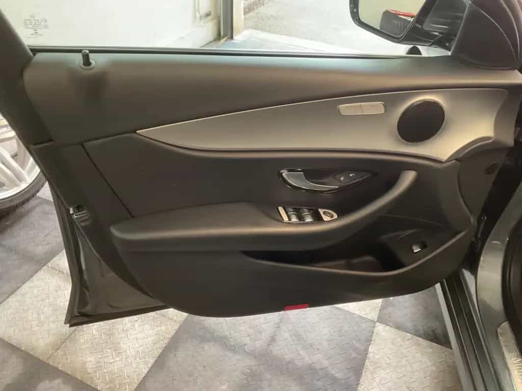 Mercedes-Benz E-Class 200 CGI Navi,LED,6-Gang,Kamera ,1.Hd,SH 10/2017-photo-27