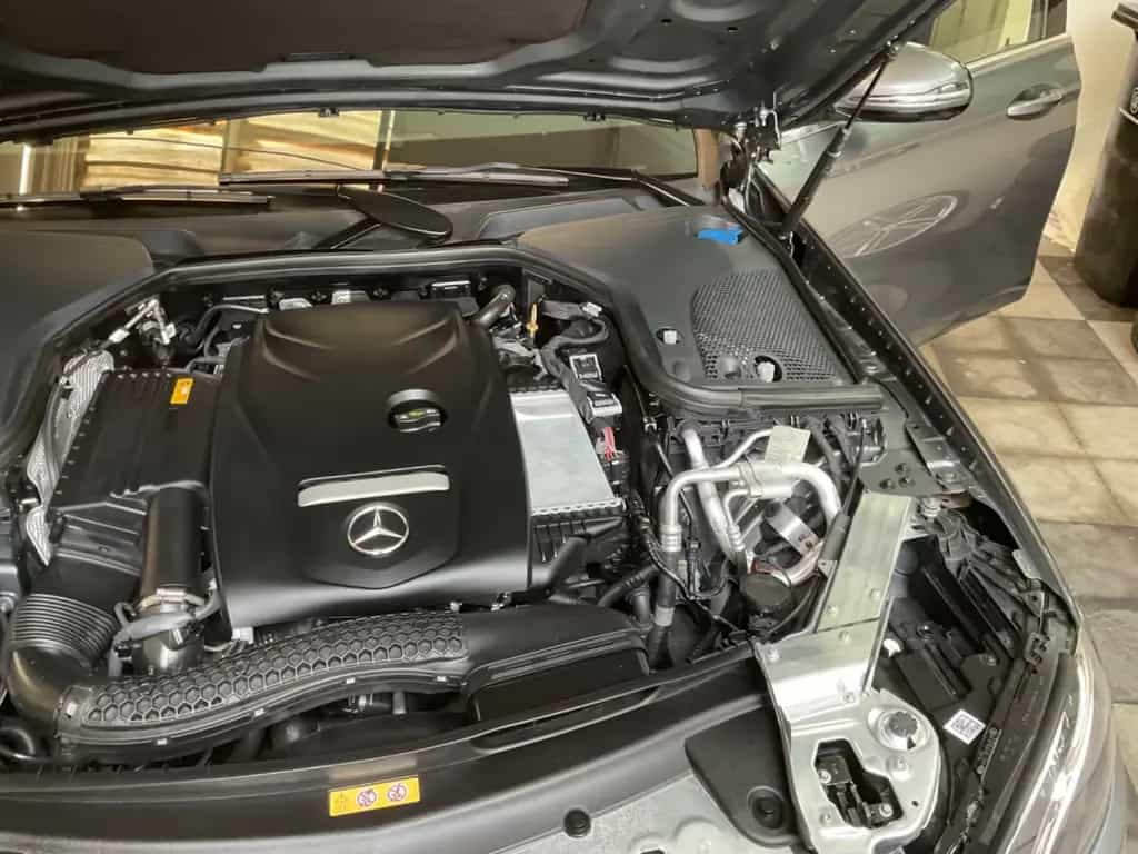 Mercedes-Benz E-Class 200 CGI Navi,LED,6-Gang,Kamera ,1.Hd,SH 10/2017-photo-39