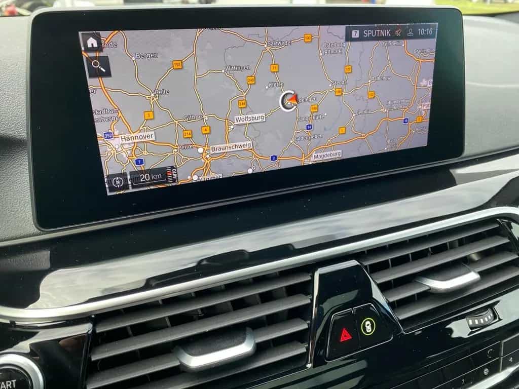 BMW 530 i xDrive Touring M-Sport TEMP+PDC+HUD+PANO 02/2020-photo-23