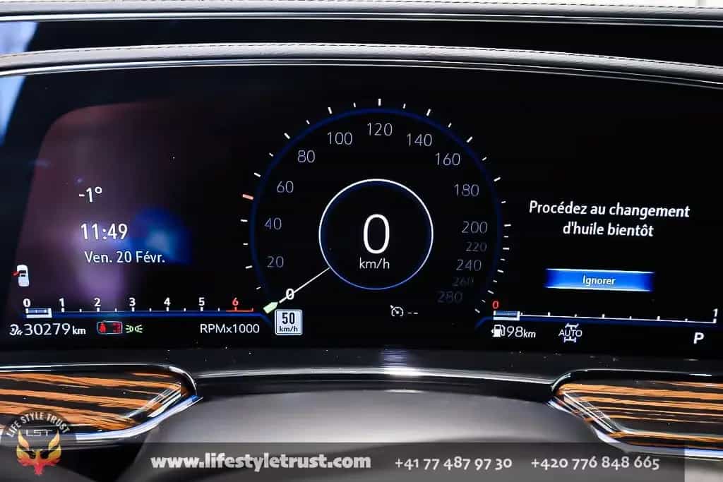 Cadillac Escalade LUXURY 6.2V8 4WD € 68.500 T1 EU EXPORT 06/2023-photo-11