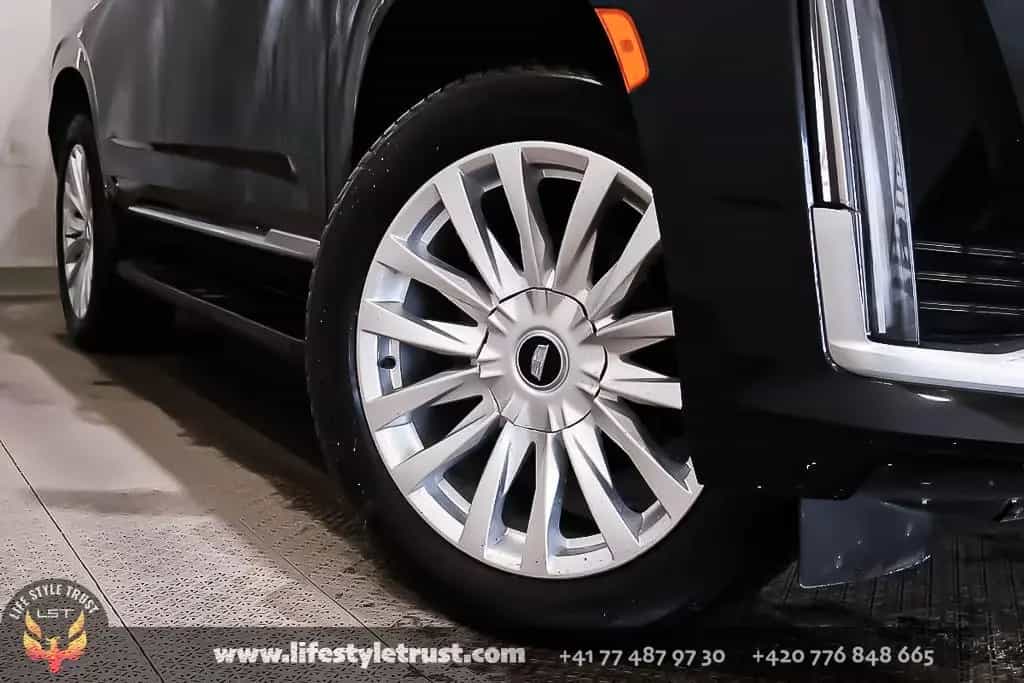 Cadillac Escalade LUXURY 6.2V8 4WD € 68.500 T1 EU EXPORT 06/2023-photo-16