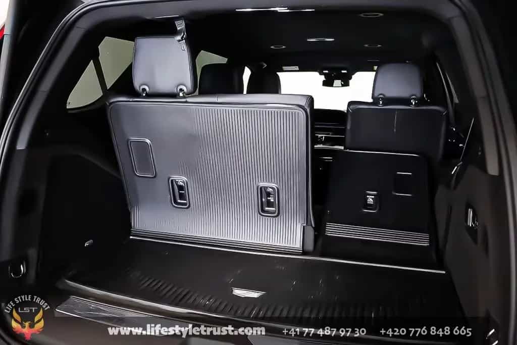 Cadillac Escalade LUXURY 6.2V8 4WD € 68.500 T1 EU EXPORT 06/2023-photo-17