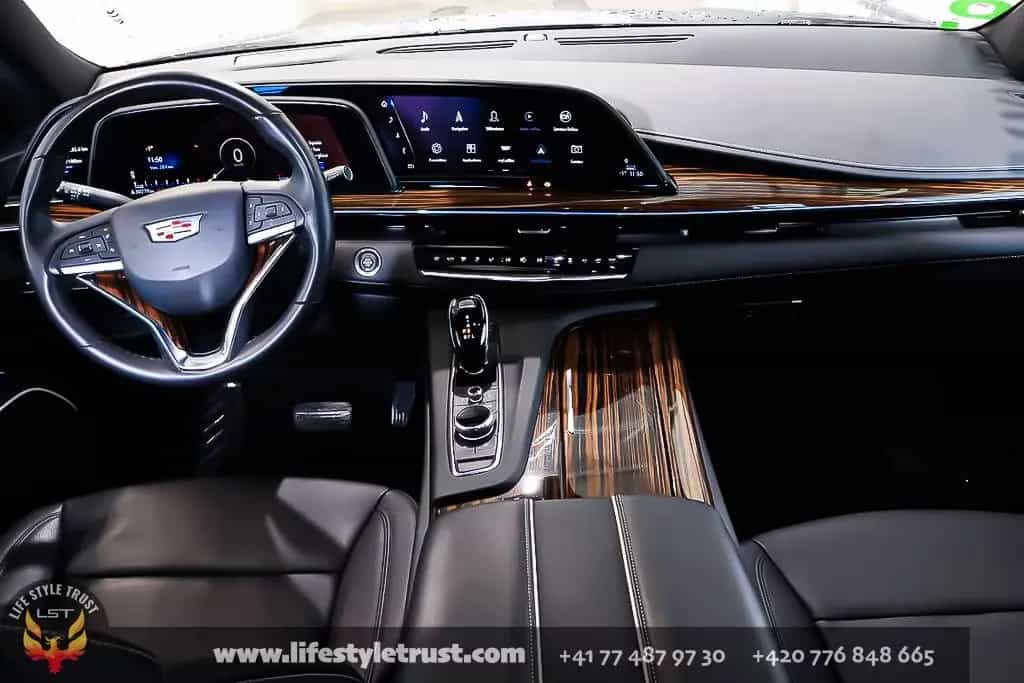Cadillac Escalade LUXURY 6.2V8 4WD € 68.500 T1 EU EXPORT 06/2023-photo-7