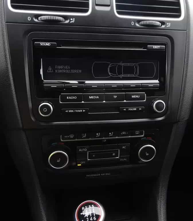 Volkswagen Golf VI GTI /KD GEPLFEGT/ORIG. 98250 KM !!!! 09/2011-photo-32