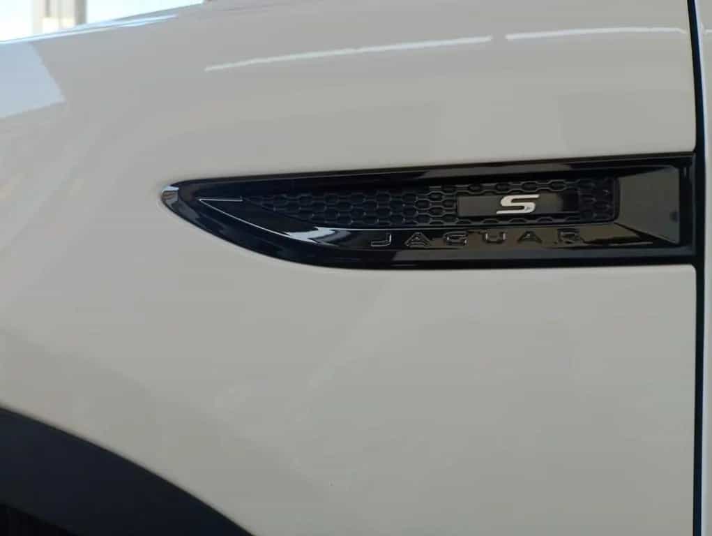 Jaguar E-Pace 2.0 AWD aut. 02/2019-photo-1