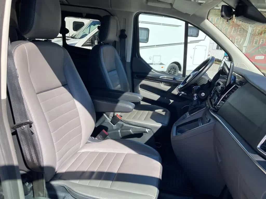 Ford Tourneo Custom 2.0 TDCI Titanium KAMERA+SHZ+DAB 11/2018-photo-24