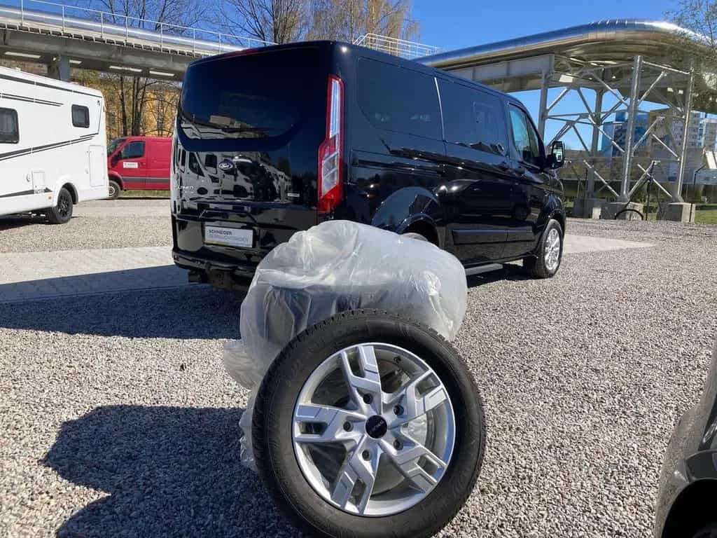 Ford Tourneo Custom 2.0 TDCI Titanium KAMERA+SHZ+DAB 11/2018-photo-33