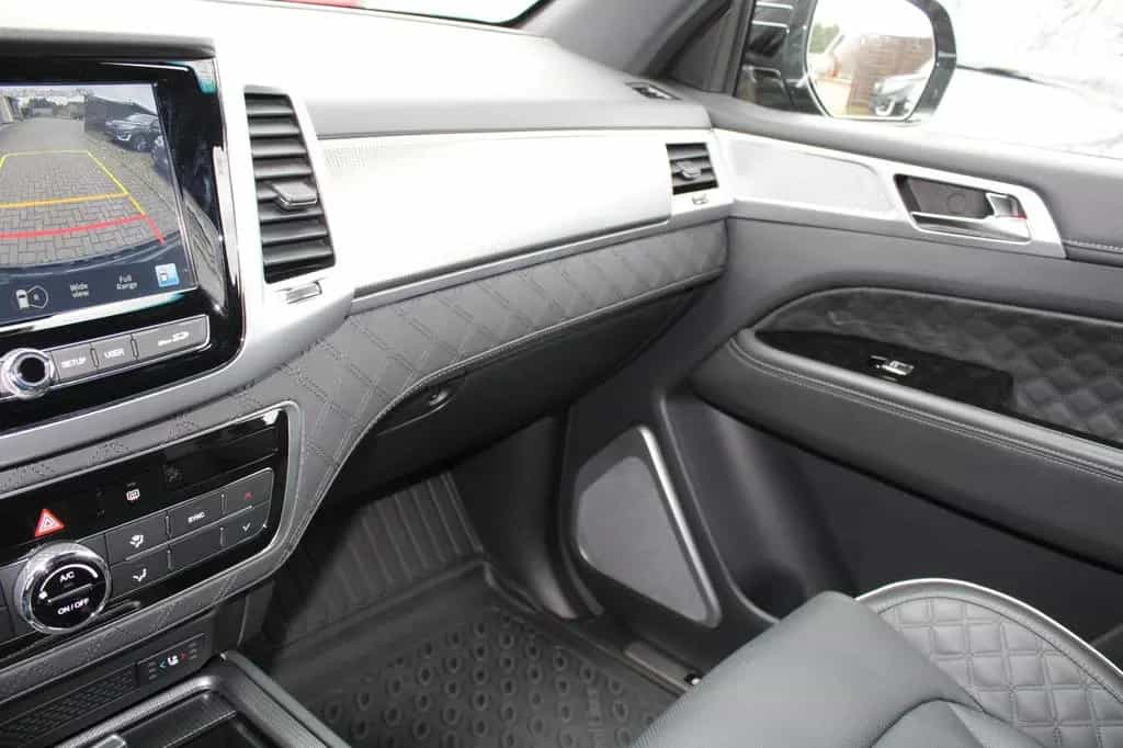 Ssangyong REXTON 2.2 Diesel e-XDi 220 Sapphire 4WD AT 03/2023-photo-18