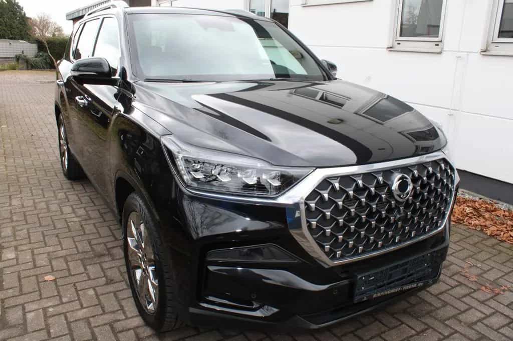 Ssangyong REXTON 2.2 Diesel e-XDi 220 Sapphire 4WD AT 03/2023-photo-2