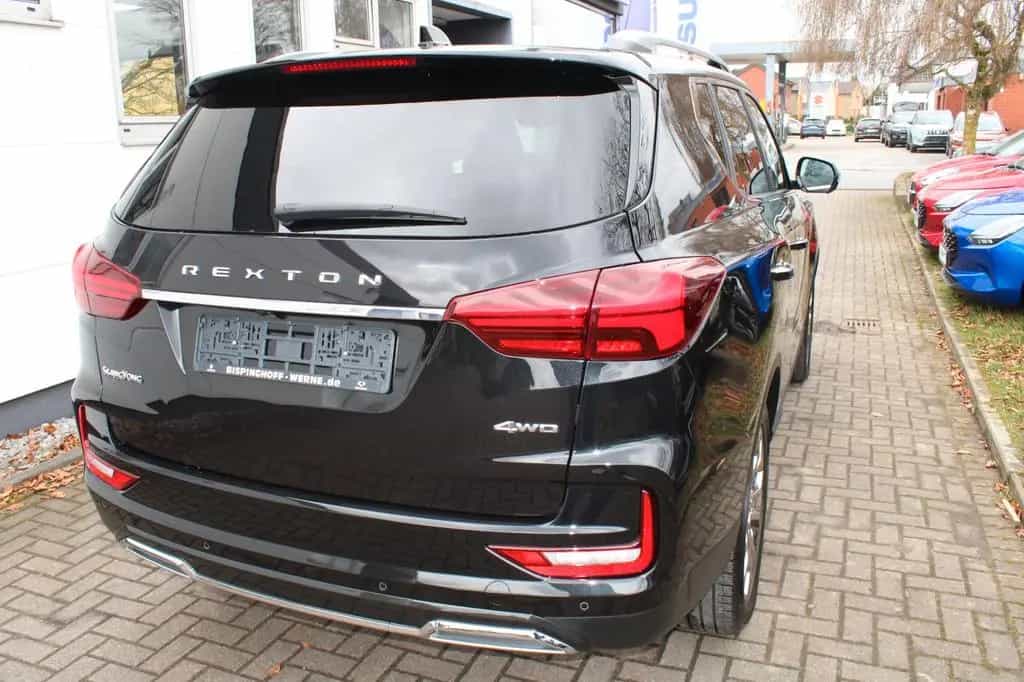 Ssangyong REXTON 2.2 Diesel e-XDi 220 Sapphire 4WD AT 03/2023-photo-5