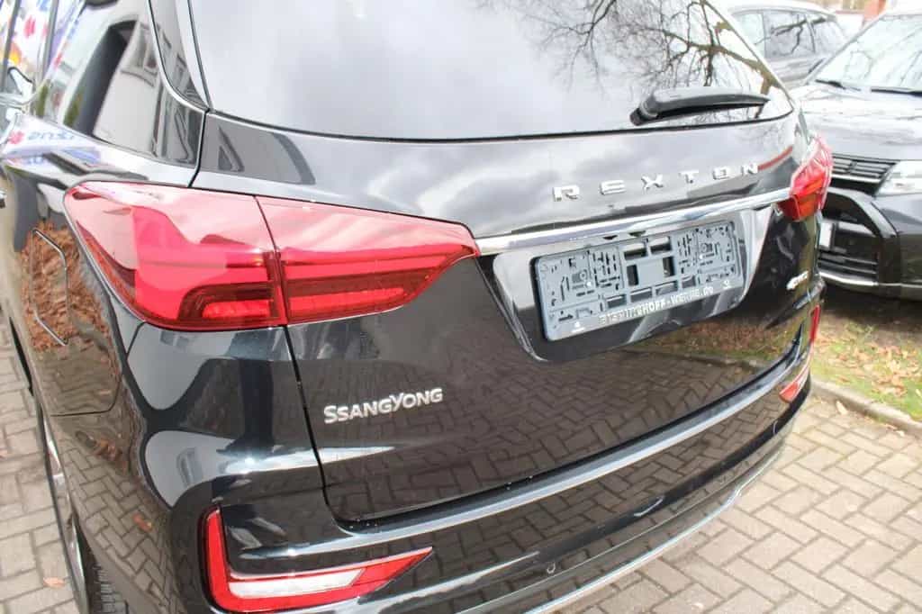 Ssangyong REXTON 2.2 Diesel e-XDi 220 Sapphire 4WD AT 03/2023-photo-8