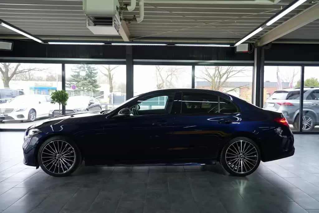 Mercedes-Benz C 300 AMG Line 04/2022-photo-2