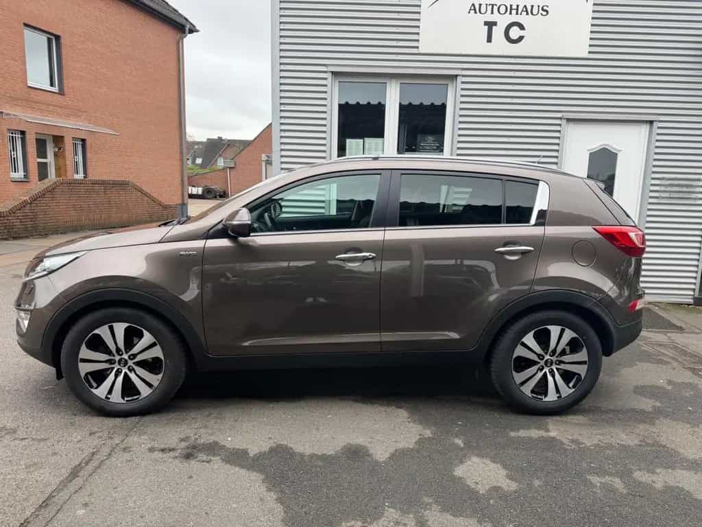 Kia Sportage Spirit 4WD AUTOMATIK+LEDER+NAVI+KAMERA 03/2012-photo-6