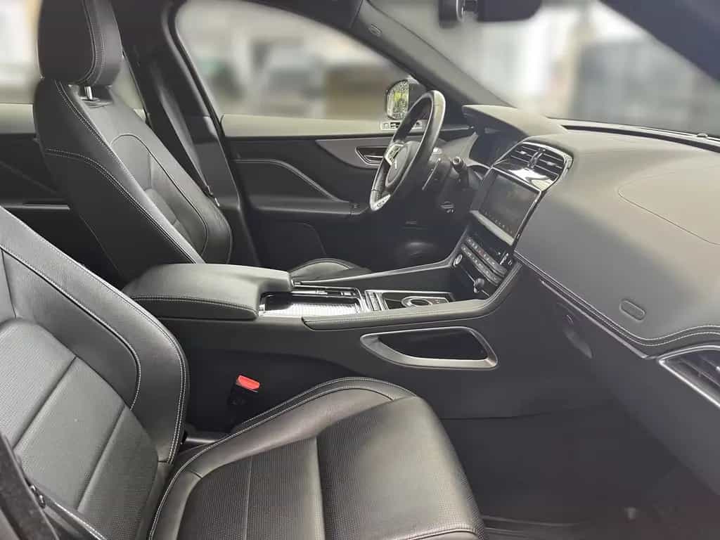 Jaguar F-Pace 30d R-Sport AWD LED+Navi+SHZ+Kamera+PDC+ 01/2019-photo-11