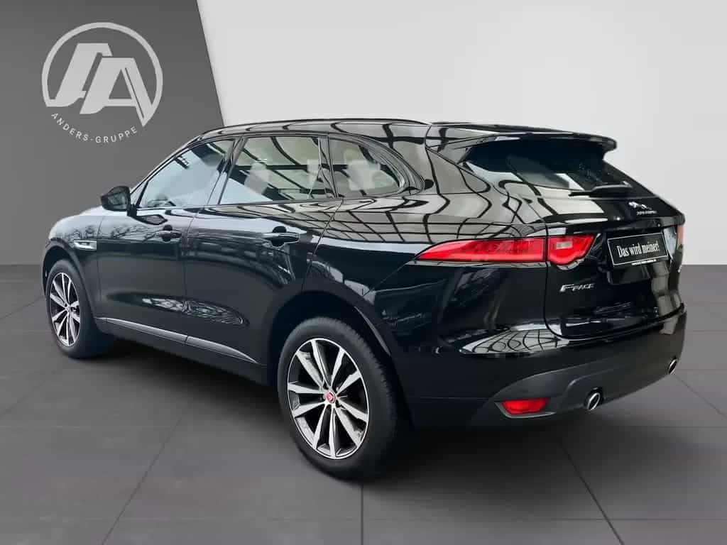 Jaguar F-Pace 30d R-Sport AWD LED+Navi+SHZ+Kamera+PDC+ 01/2019-photo-4