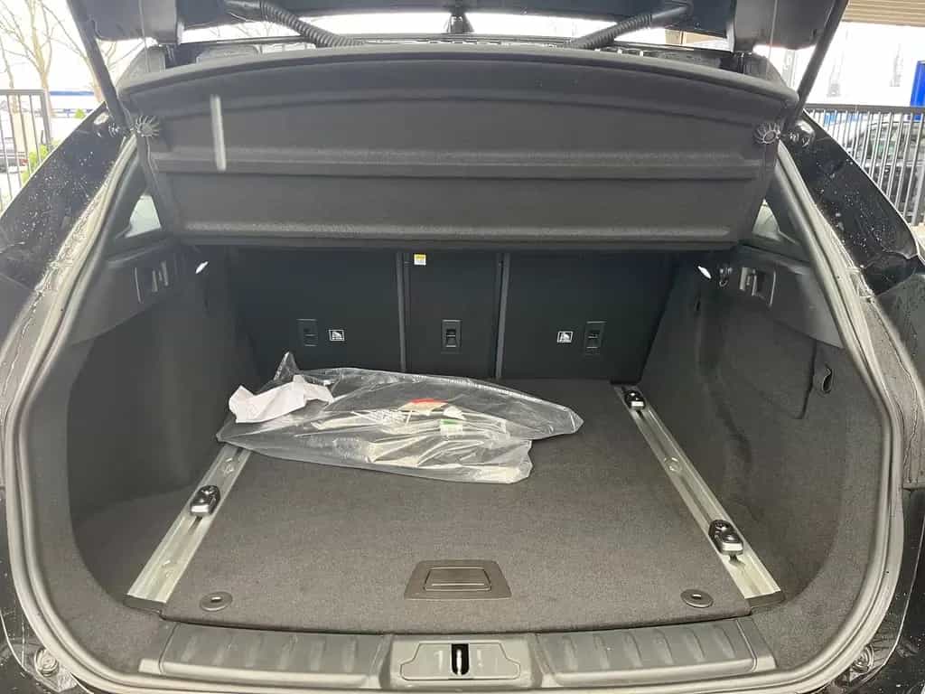 Jaguar F-Pace 30d R-Sport AWD LED+Navi+SHZ+Kamera+PDC+ 01/2019-photo-8