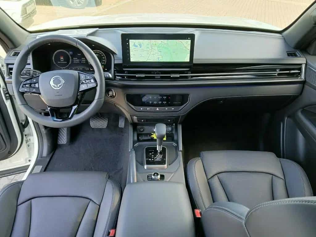 Ssangyong MUSSO Grand AT 4WD 360 Leder AHK 04/2025-photo-3