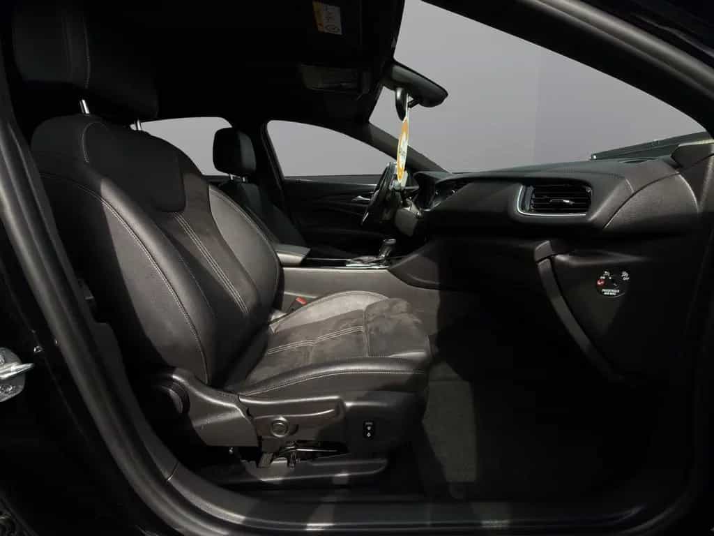 Opel Insignia GS 4x4 OPCI 20 Zoll I TÜV I Garantie 09/2019-photo-14