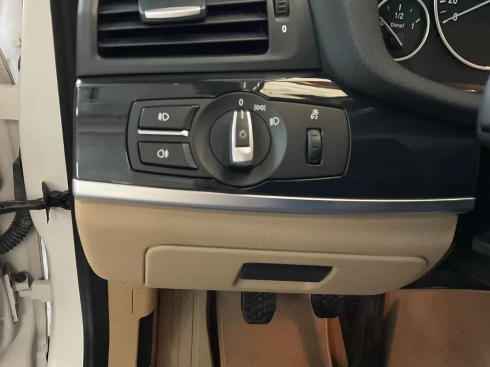 BMW X3 01/2012-photo-34
