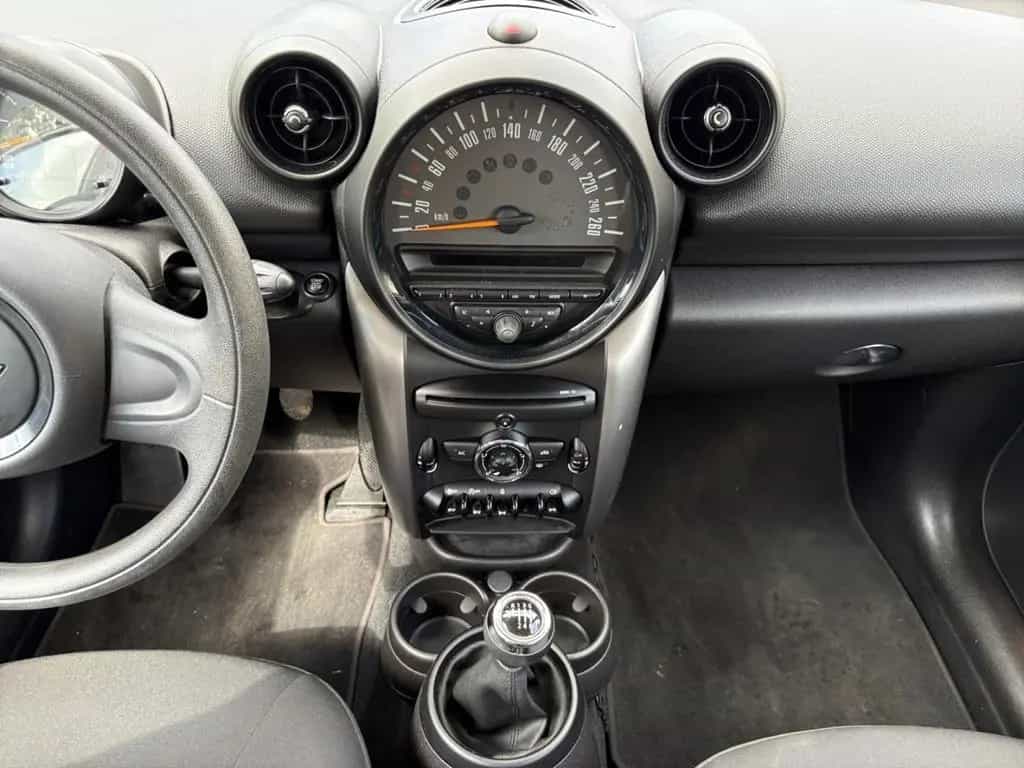 MINI Cooper Countryman Keyless Alu Klima el.SP Spieg. 09/2015-photo-10