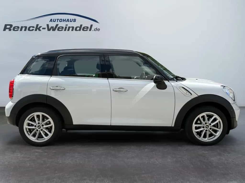 MINI Cooper Countryman Keyless Alu Klima el.SP Spieg. 09/2015-photo-5