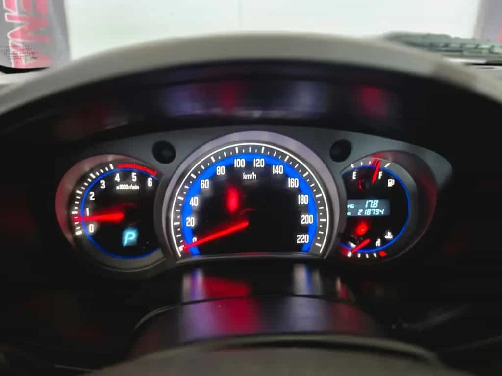 Isuzu D-Max Double Cab Custom 4WD|AUTOMATIK|AHK|KLIMA 11/2010-photo-27