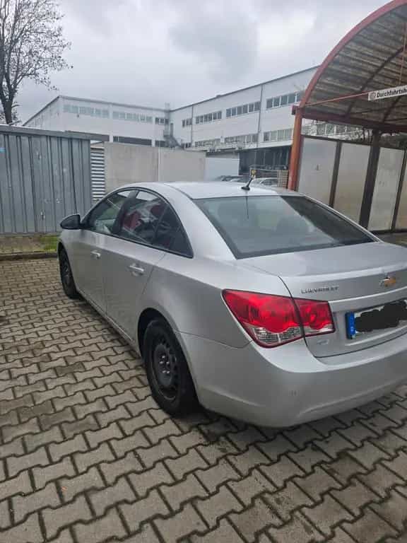 Chevrolet Cruze 1.6 LS Benziner LS 12/2010-photo-1