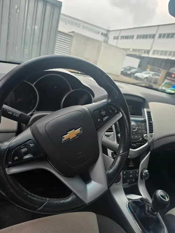 Chevrolet Cruze 1.6 LS Benziner LS 12/2010-photo-6