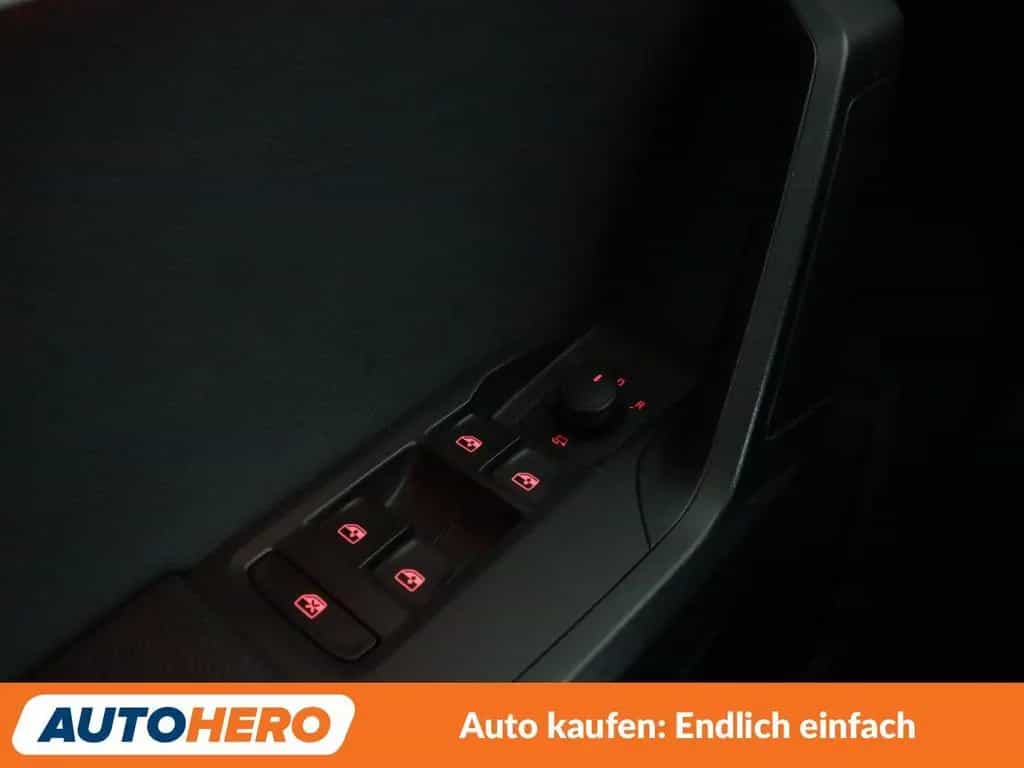 Seat Arona 1.0 TSI Xcellence Aut*NAVI*LED*TEMPO*PDC* 07/2020-photo-32