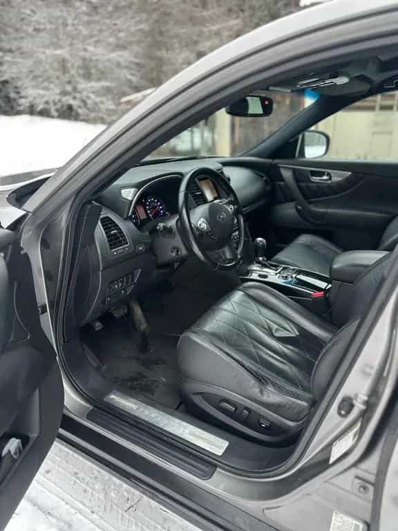 Infiniti FX 35 V6 AWD 04/2010-photo-10