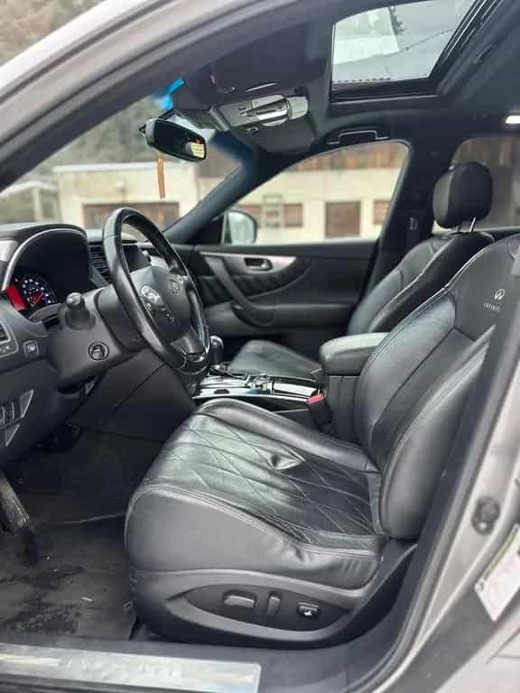 Infiniti FX 35 V6 AWD 04/2010-photo-12