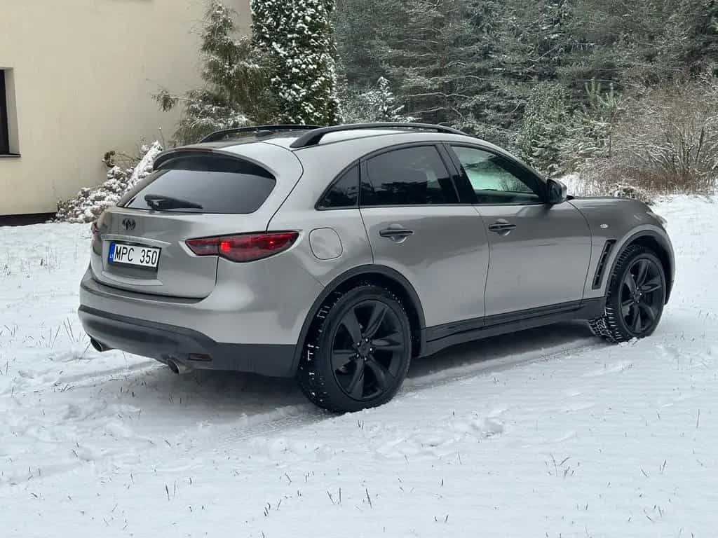 Infiniti FX 35 V6 AWD 04/2010-photo-4
