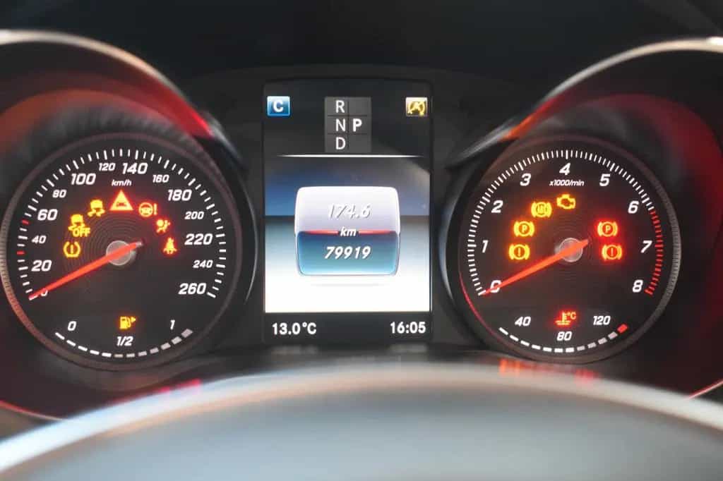 Mercedes-Benz C-Class 200 Cabrio *AMG-Line* TopZustand 02/2018-photo-12