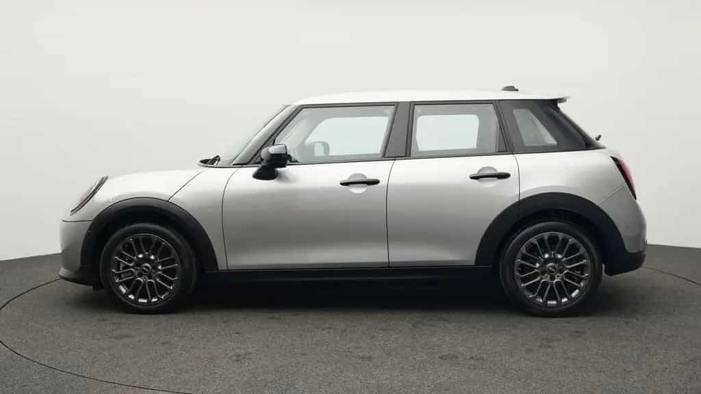MINI Cooper S 5-Türer 05/2025-photo-3