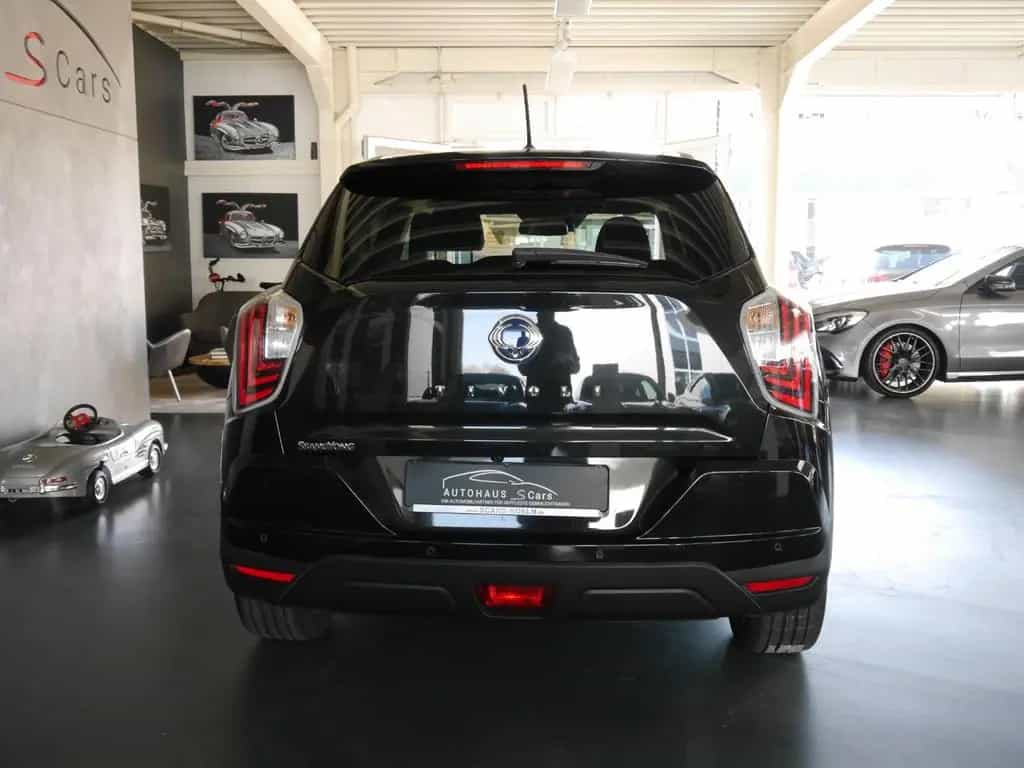 Ssangyong Tivoli 1.6 e-XDi Sapphire 2WD*Navi*Leder* 07/2020-photo-6