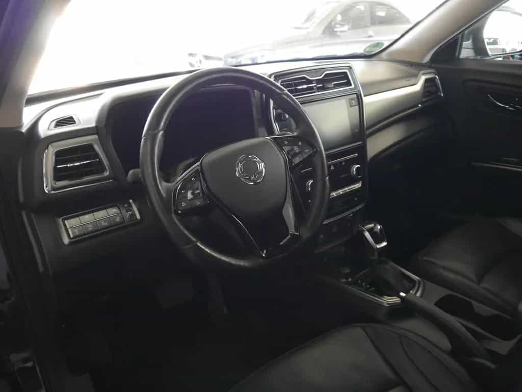 Ssangyong Tivoli 1.6 e-XDi Sapphire 2WD*Navi*Leder* 07/2020-photo-7