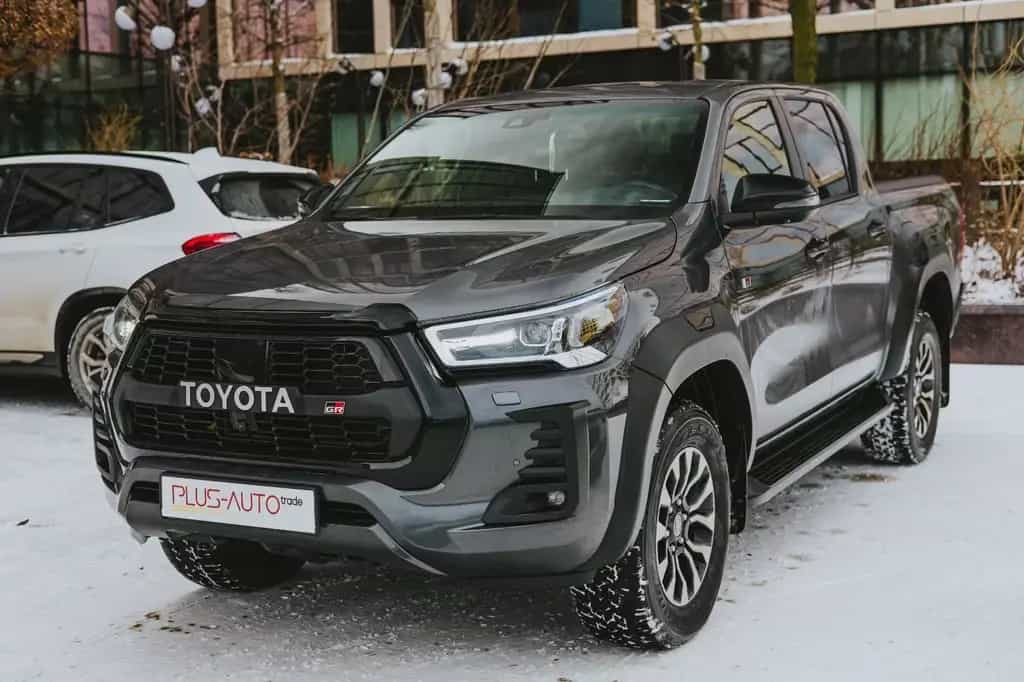 Toyota Hilux 06/2024-photo-2