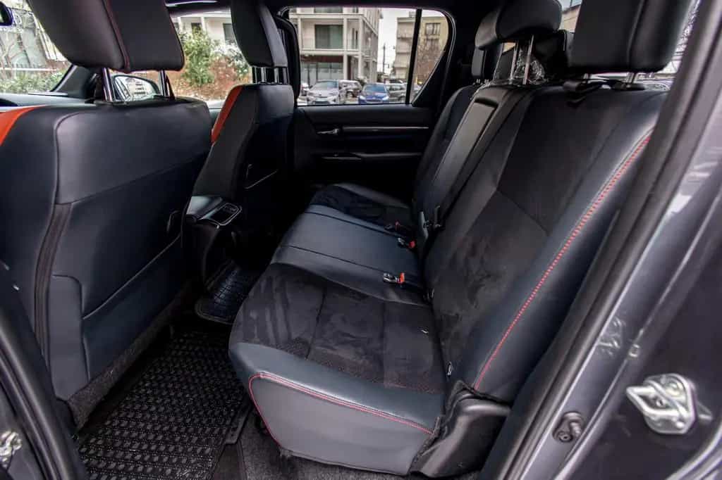 Toyota Hilux 06/2024-photo-26