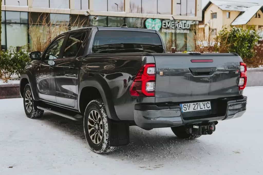 Toyota Hilux 06/2024-photo-5