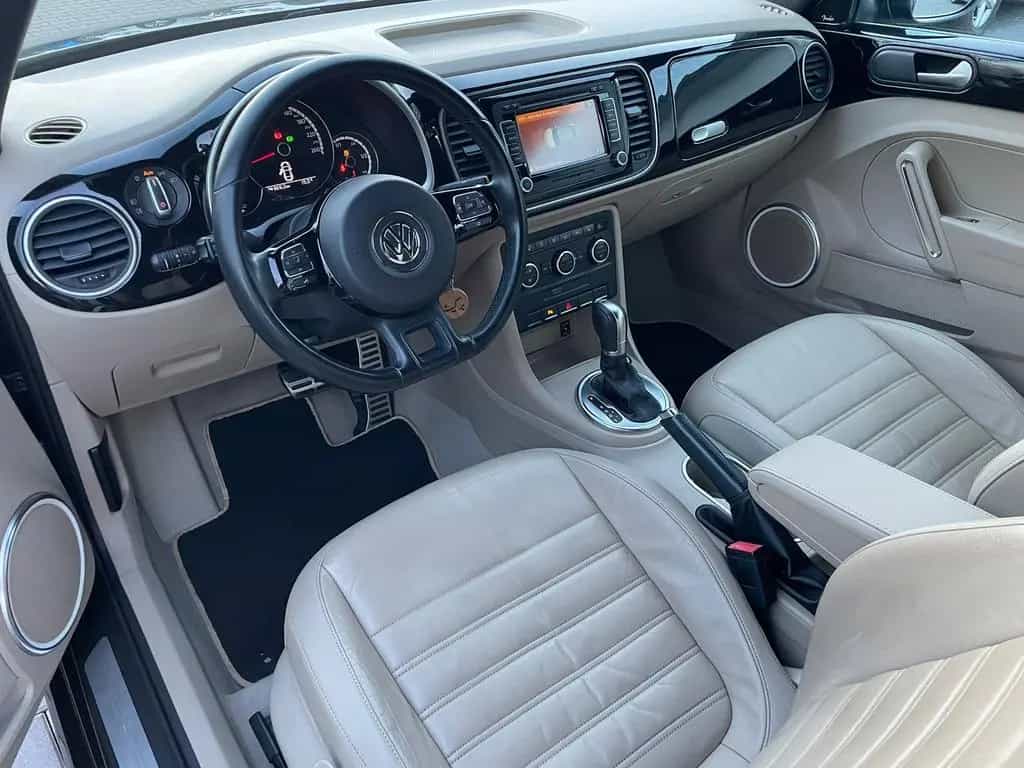 Volkswagen Beetle Sport-Cabrio-Nav-SHZ-PDC-Klima-BiXenon 11/2013-photo-7