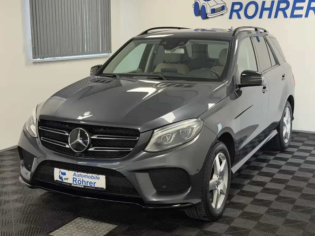 Mercedes-Benz GLE 500 4Matic AMG Line Night AHK Standheizung 04/2016-photo-1
