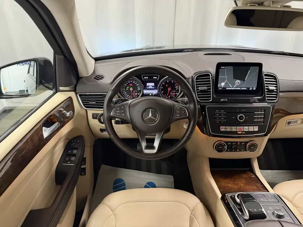 Mercedes-Benz GLE 500 4Matic AMG Line Night AHK Standheizung 04/2016-photo-12
