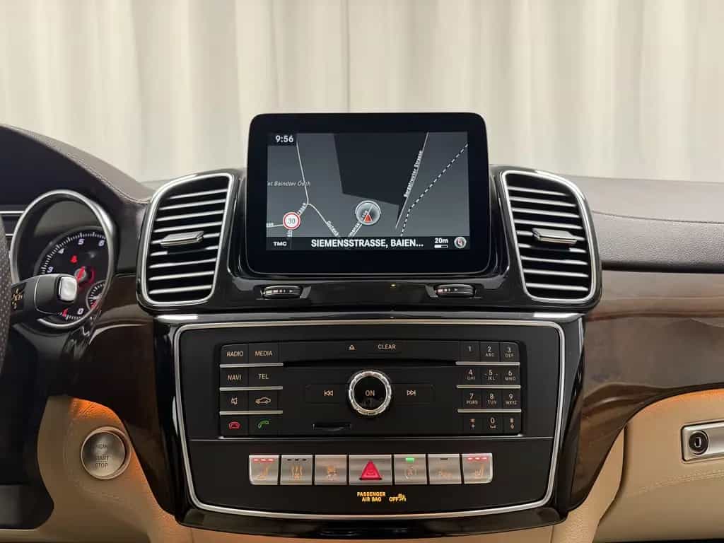 Mercedes-Benz GLE 500 4Matic AMG Line Night AHK Standheizung 04/2016-photo-20